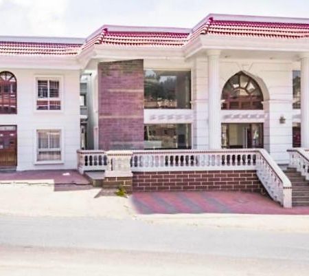 Hotel The Majestic Crown Ooty Exterior foto